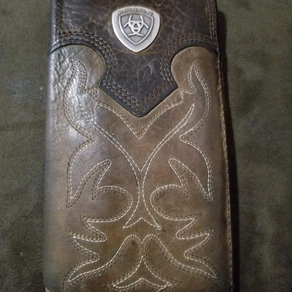 Leather ariat wallet